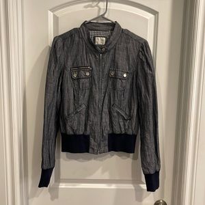 🎁Guess Jean Jacket 🎁